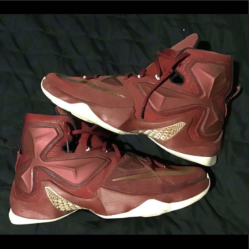 Nike Lebrons size  12 1/2